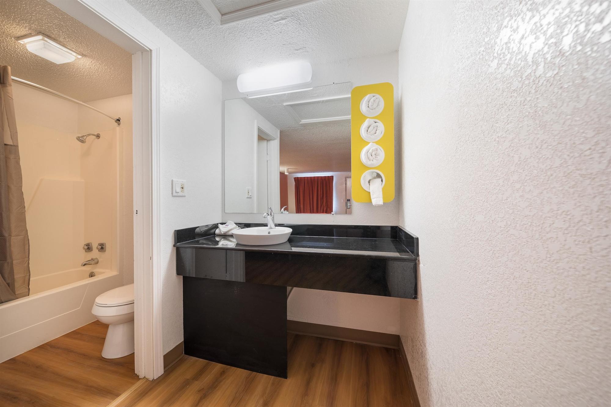 Motel 6-Hamburg, Ny Екстер'єр фото