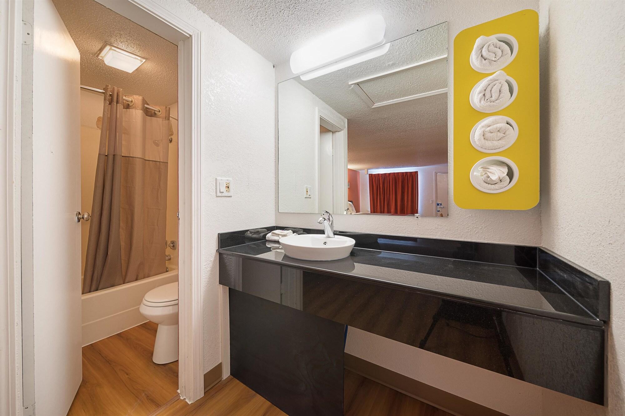 Motel 6-Hamburg, Ny Екстер'єр фото