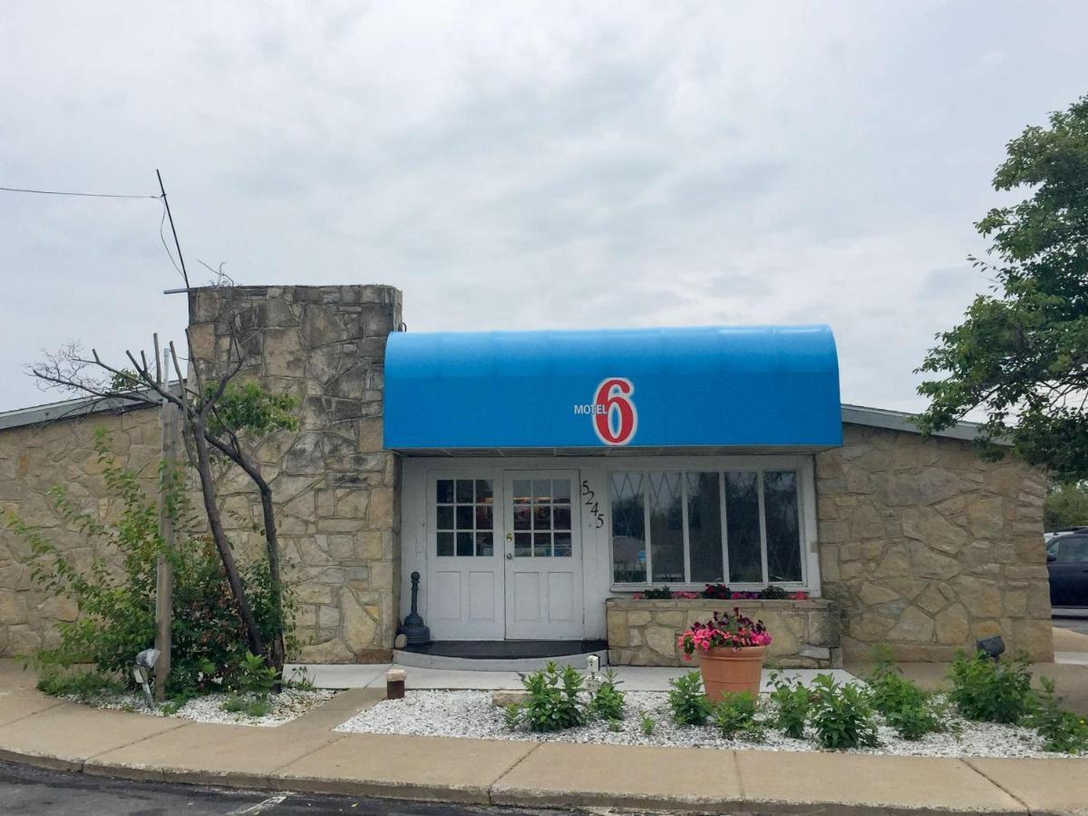 Motel 6-Hamburg, Ny Екстер'єр фото